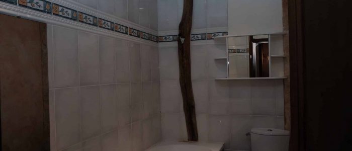 Gite Grottes, bathroom